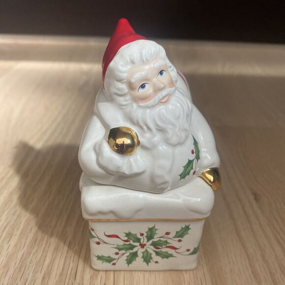 Lenox Salt Pepper Shakers 2003 Holiday Santa Atop Chimney Stackable Original Box - Picture 4 of 11
